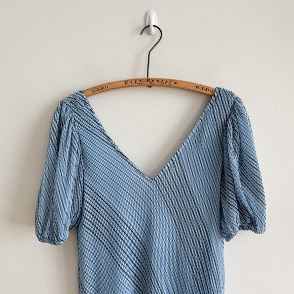 New! GANNI • Pleated Georgette Midi Dress in Heather - Picture 4 of 15